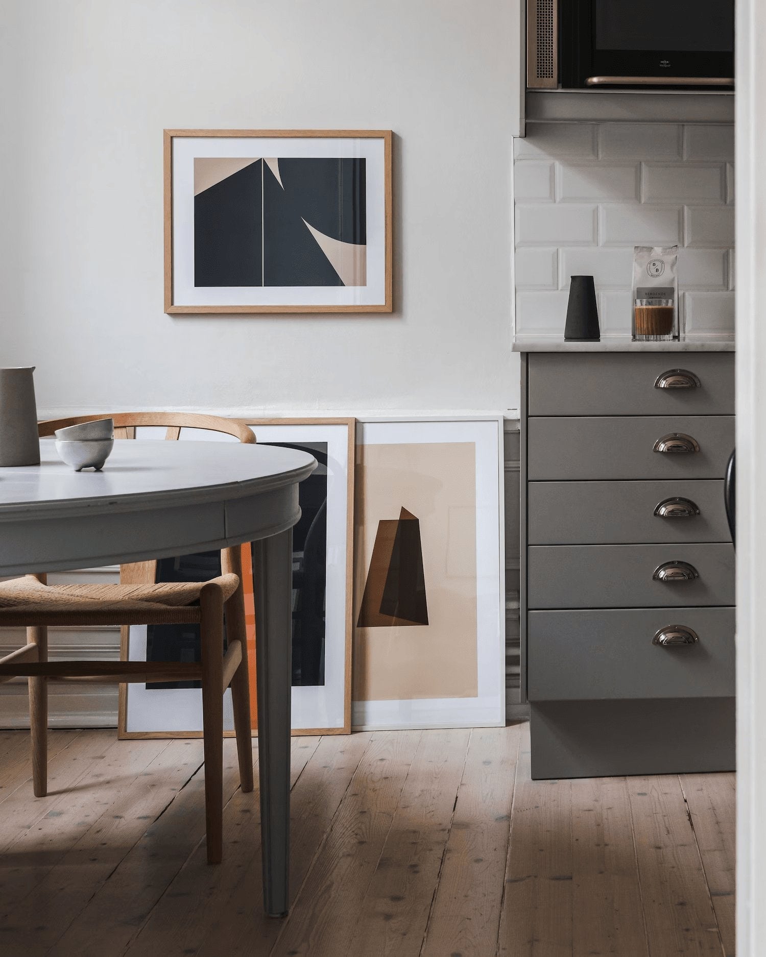 Skapa spännande kontraster med varma och kalla färger