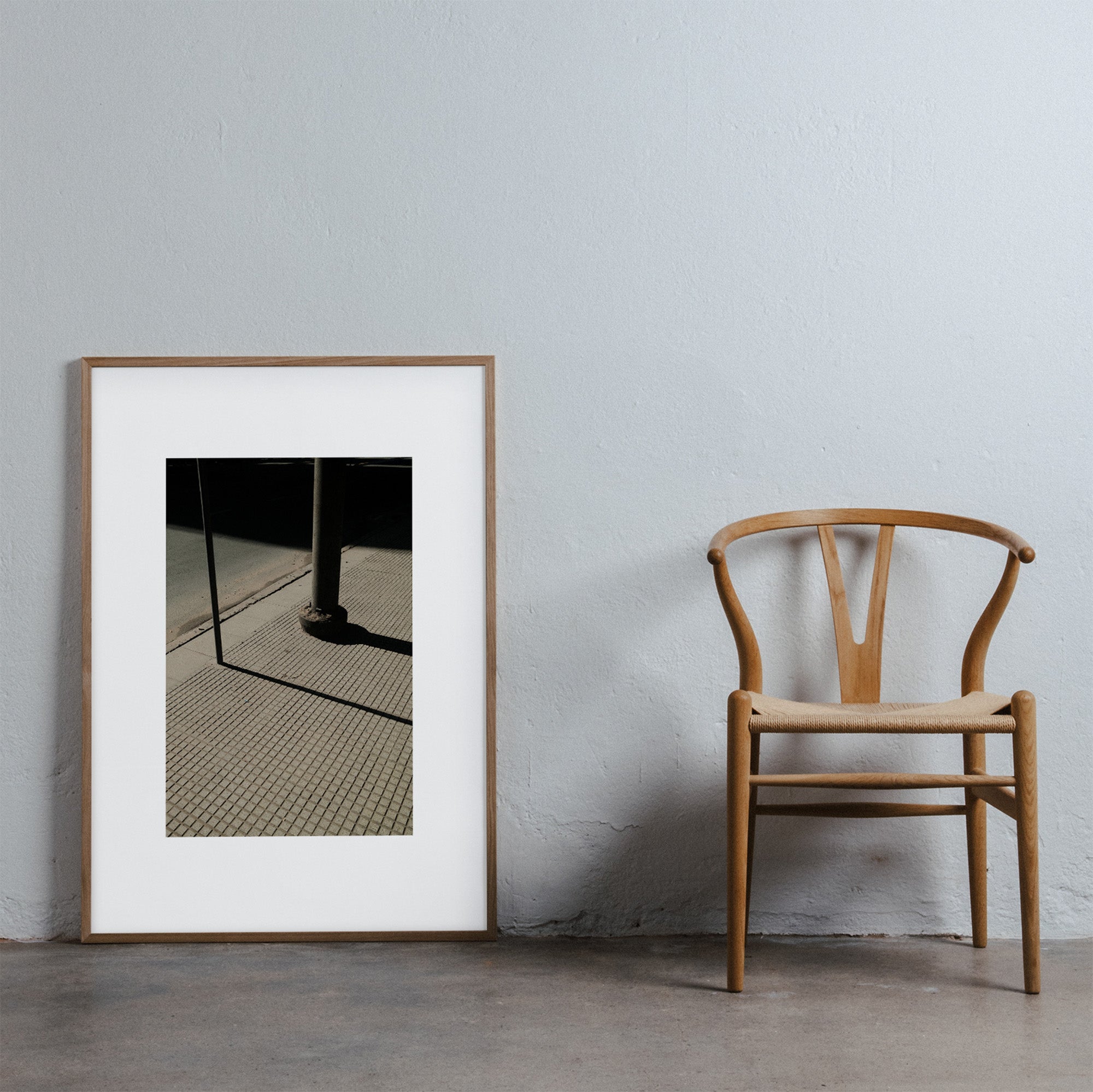 Skuggor över trottoar poster