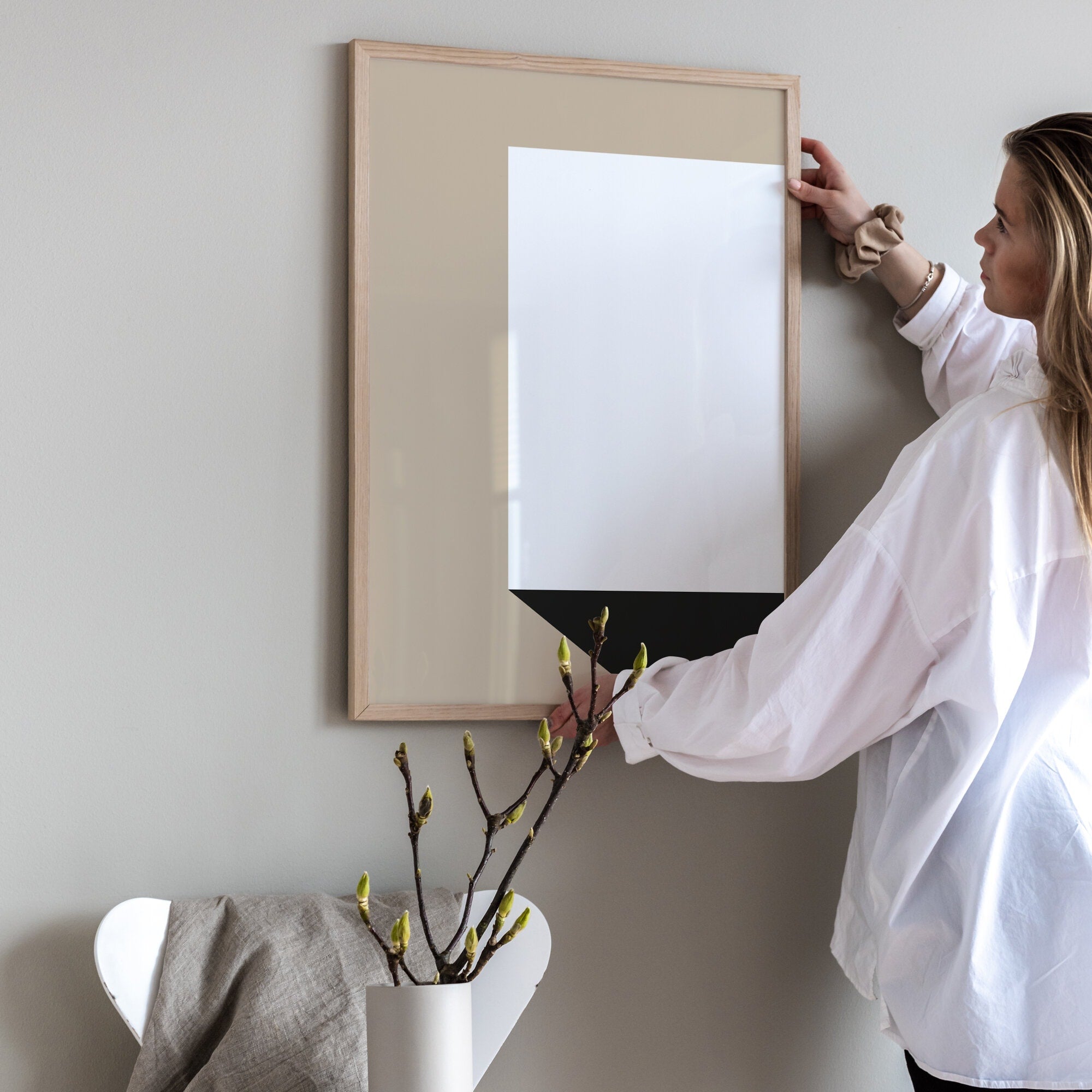 Vit box poster beige