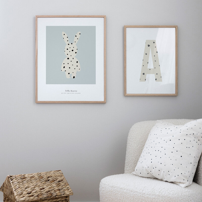 Small bunny spotted poster blue